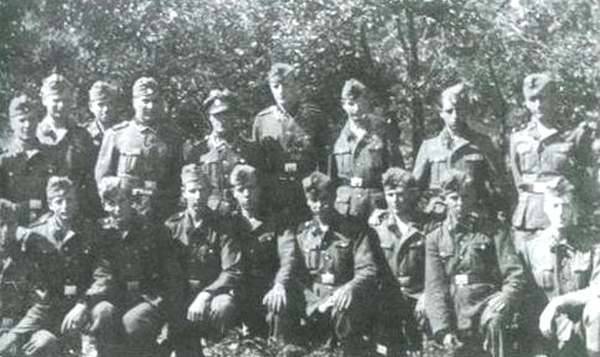 Солдат SS-Waffen Munk Jan: На Днепровском рубеже - воспоминания противника - argumentua.com - Курск