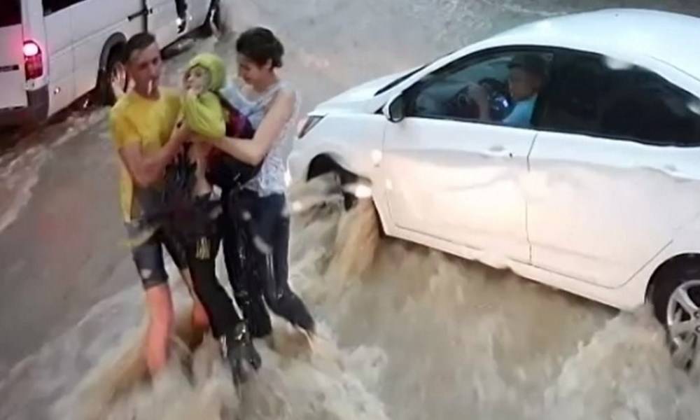 Женщина спасла ребенка на улице, а потом села в автобус и уехала: ее нашли через несколько дней - gubdaily.ru - Севастополь