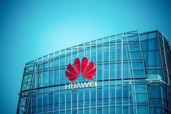 Huawei ведет разработку своего электромобиля - moneytimes.ru - Китай - Beijing
