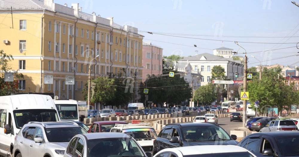 Алексей Островский - Проспект Гагарина в Смоленске сузится еще на одну полосу - readovka.ru