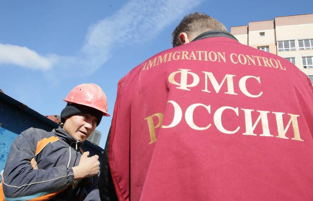 14 июня сотрудники миграционной службы отмечают свой профессиональный праздник - rusplt.ru - Россия