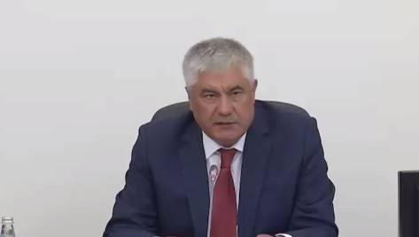 Владимир Колокольцев - Колокольцев обсудил меры по улучшению миграционного законодательства - ren.tv