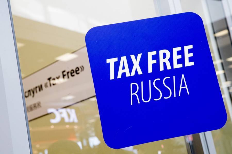 Денис Мантуров - Tax free могут распространить по всей России в 2019 году - m24.ru - Москва - Россия - Санкт-Петербург - Сочи - Московская обл. - Великий Новгород