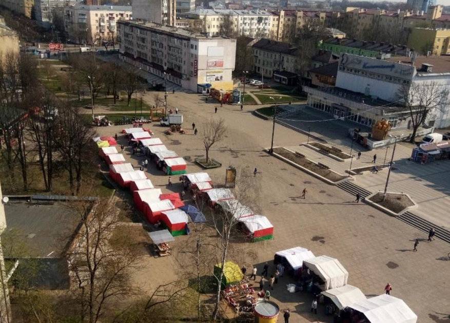 Ярмарки в центре Смоленска оказались незаконными - readovka.ru