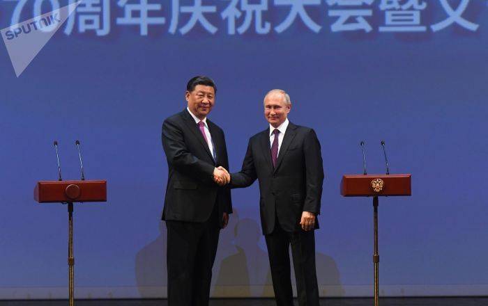 Владимир Путин - Путин подарил лидеру Китая российское мороженое и заявил о боях без правил в экономике - ru.armeniasputnik.am - Россия - США - Турция - Душанбе - Иран