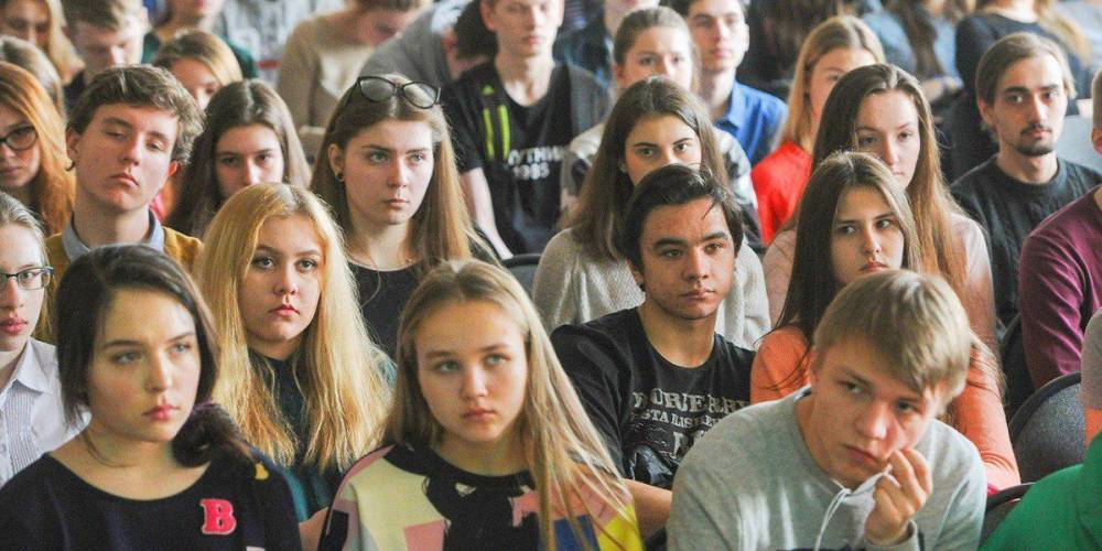 Выставка для выпускников пройдет в парке "Сокольники" 29 июня - m24.ru - Москва