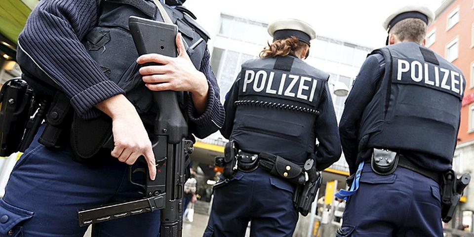 Deutsche Welle - В полиции Берлина рассказали, как шестеро чеченцев уложили 20 арабов - ruposters.ru - Германия - Берлин