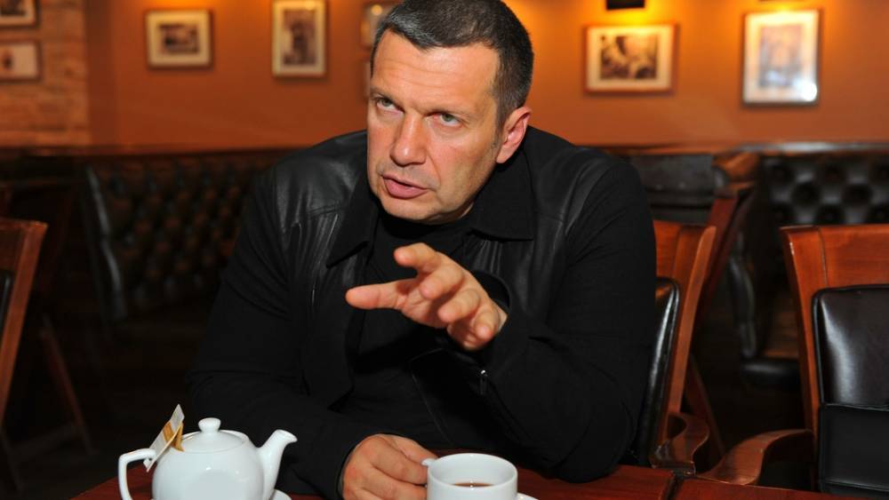 Любовь Соболь - Алексей Навальный - Владимир Соловьев - Анна Федермессер - "Честную борьбу сектанты и не собираются вести": Соловьев о травле Федермессен блогером Навальным и его соратницей Соболь - tsargrad.tv - Москва