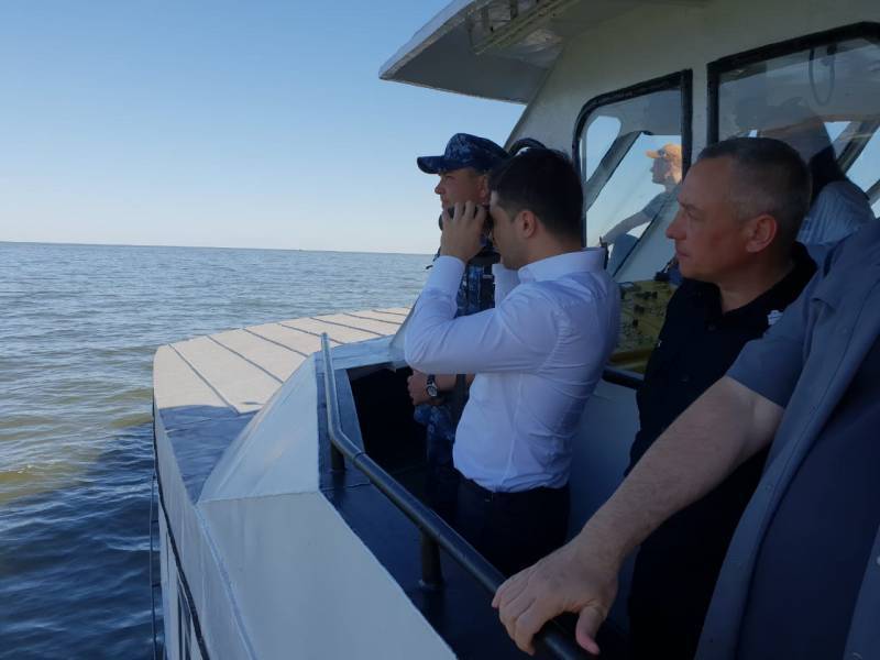 Зеленский понаблюдал за действиями украинского спецназа у берегов Мариуполя - topwar.ru - Мариуполь