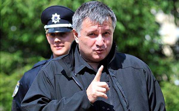 Сергей Лещенко - Арсен Аваков - Арсен Аваков должен уйти. И, возможно, сесть - argumentua.com