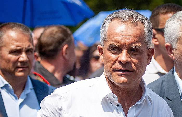 Владимир Плахотнюк - Что окончательно добило протест молдавских демократов и заставило Плахотнюка бежать из страны? - news-front.info - Молдавия