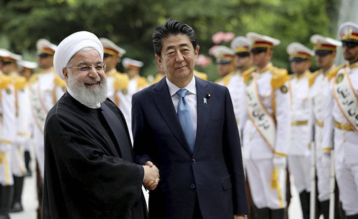 Али Хаменеи - Хасан Рухани - Синдзо Абэ - Нихон кэйдзай (Япония): визит в Иран должен положить начало стабилизации на Ближнем Востоке - inosmi.ru - США - Япония - Иран