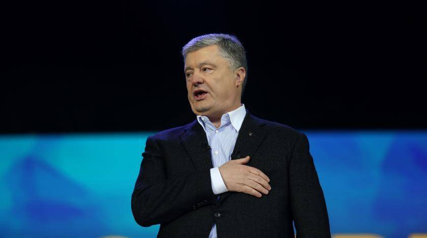 Владимир Зеленский - Петр Порошенко - Владимир Гройсман - Гройсман обвинил Порошенко в отсутствии воли в борьбе с коррупцией - utro.ru - Украина