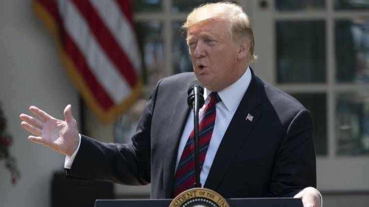 Дональд Трамп - Трамп - Трамп пообещал начать массовую депортацию нелегалов - polit.info - США - Мексика - Гватемала