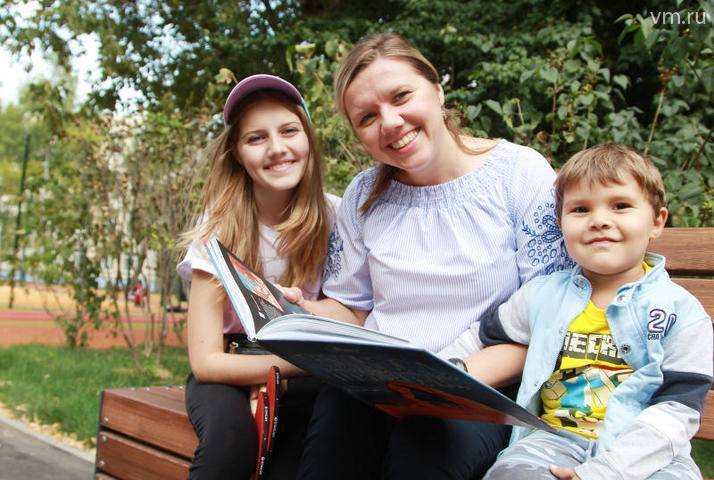 Столичный психолог рассказала, как привить ребенку любовь к чтению - vm.ru