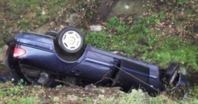 «БМВ» перевернулась на автодороге Душанбе-Худжанд. Погибла мать водителя - dialog.tj - Душанбе - Таджикистан