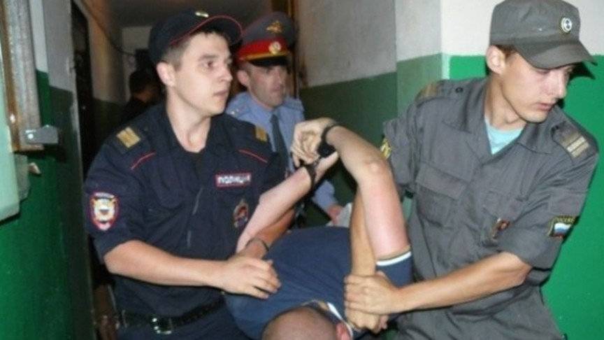 Смоленский рецидивист нажился на обманутой матери - readovka.ru - Смоленская обл.