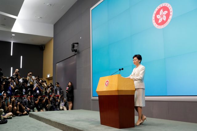 Кэрри Лам - Глава Гонконга отказалась покинуть пост после массовых протестов - aif.ru - Китай - Гонконг - Гонконг