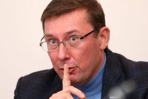 Артем Сытник - Юрий Луценко - Столярчук и Луценко собирают информацию о патриотах для ФСБ? - argumentua.com - Россия