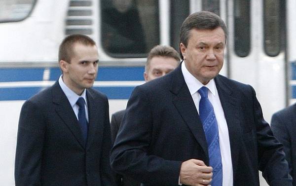 Виктор Янукович - 7000 компаний захватила семья Януковичей. Но их активы почему-то никто не трогает - argumentua.com