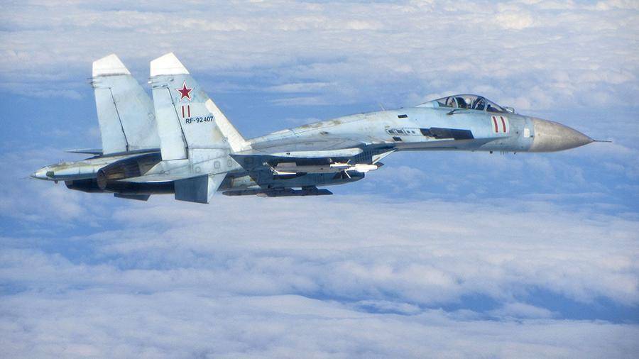 СМИ узнали подробности перехвата бомбардировщиков США российскими Су-27 - iz.ru - Россия - США - Румыния - штат Северная Дакота