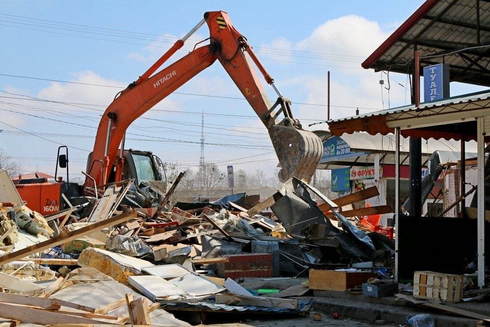Принудительный снос рынка Mizam начался в Алматы - nur.kz - Алма-Ата