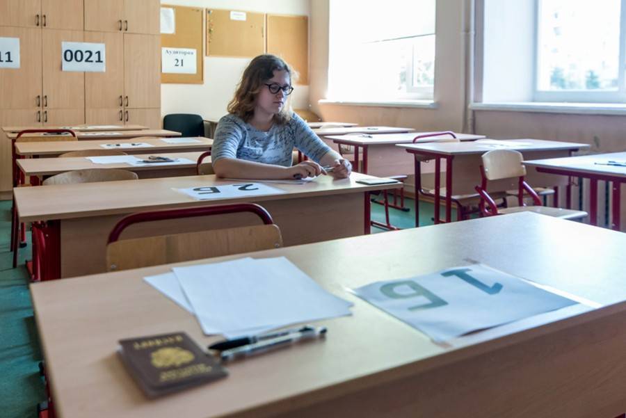 Геннадий Онищенко - Онищенко поддержал идею индивидуализировать ЕГЭ и ОГЭ - m24.ru
