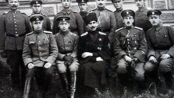 Полковник Бермондт: виновник провала наступления белых на Петроград? - rusday.com - Россия - Санкт-Петербург - Рига - Латвия