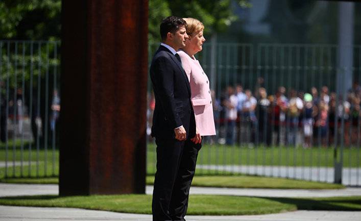 Владимир Зеленский - Ангела Меркель - Süddeutsche Zeitung (Германия): Меркель продолжает выступать за антироссийские санкции - inosmi.ru - Россия - Украина - Германия - Берлин