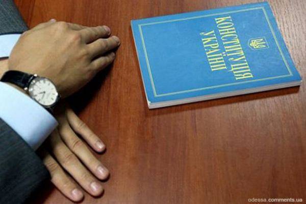 Порошенко лжет. Поправки в Конституцию Украины написал помощник Путина Владислав Сурков - argumentua.com - Киев - обл. Донецкая - Луганская обл.