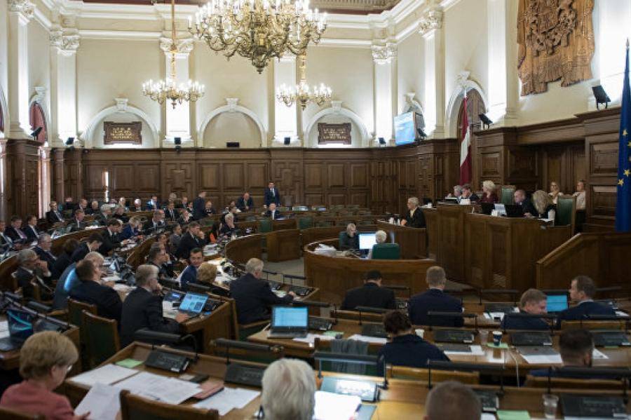 Мария Голубева - Европейская свобода слова дала сбой: в Латвии решили скрыть от неугодных СМИ решения по сносу Памятника Освободителям - news-front.info - Рига - Латвия