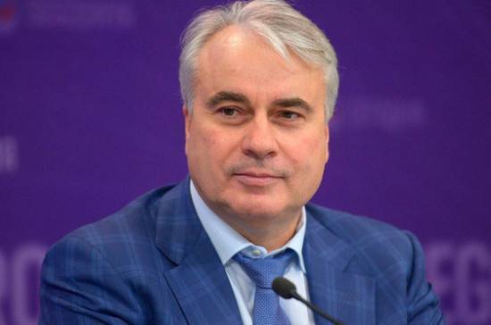 Павел Завальный - В Госдуме не обсуждается вопрос изменения нормативов оплаты отопления с учётом этажности - pnp.ru - Россия