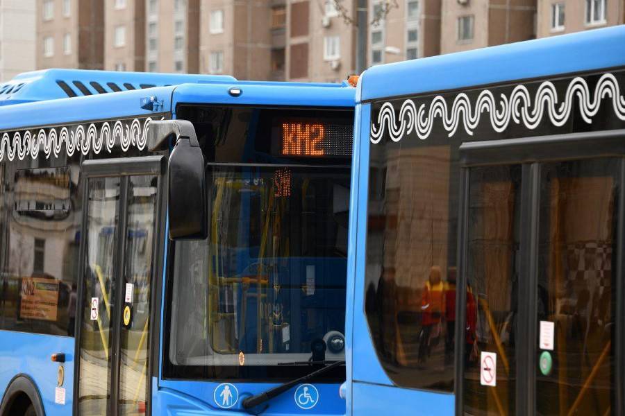 Бесплатные автобусы запустят на время закрытия станций Филевской линии метро - m24.ru