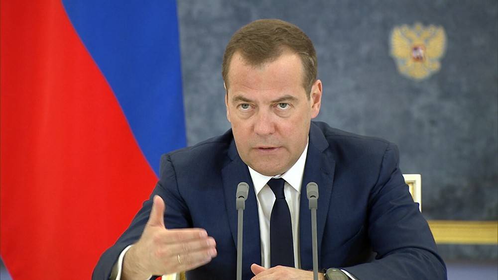 Дмитрий Медведев - Правительство пересчитало плоды от господдержки аграрного сектора - tvc.ru