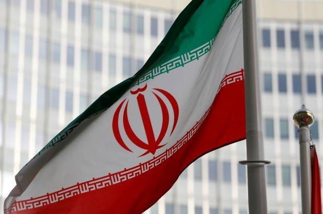 Вильям Урбан - США опровергли данные о беспилотнике, который сбили над Ираном - aif.ru - США - Иран
