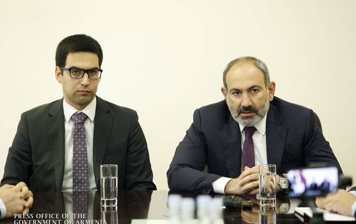 Сюрпризы кадровой политики в Армении: комиссар опытен, а министр слишком юн - ru.armeniasputnik.am - Армения - Назначения