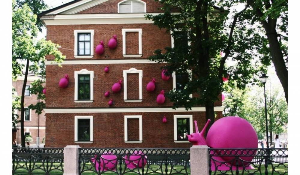 В Новой Голландии появилась инсталляция с гигантскими улитками - gorod-plus.tv - Голландия - Экология