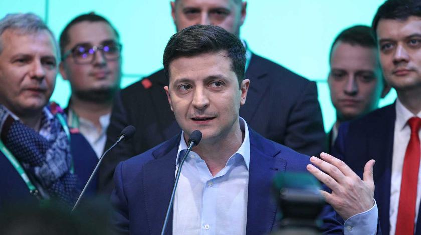Владимир Зеленский - Руслан Бортник - Тучи сгущаются: на Украине назвали главное поражение Зеленского - utro.ru - Украина