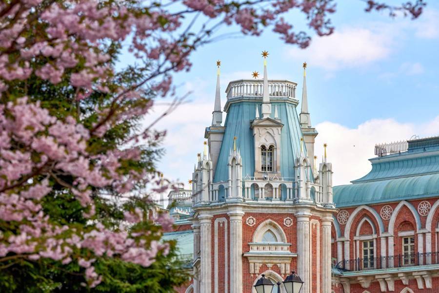 Атмосферу XIX века воссоздадут на фестивале "Дачное Царицыно" - m24.ru - Москва