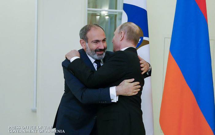 Никола Пашинян - Армяно-российские отношения определяет геополитика, а не личности – Искандарян - ru.armeniasputnik.am - Армения - Ереван