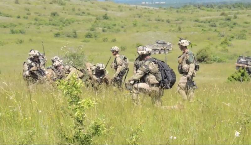 Появились кадры со сбившимся с координат танком США на учениях в Румынии - topwar.ru - США
