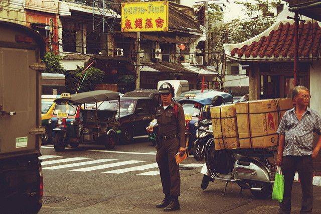 Власти Таиланда запретят жителям страны курить дома - aif.ru - Таиланд - Bangkok