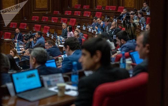 Лилит Макунц - Парламент Армении выбирает нового члена Высшего судебного совета - ru.armeniasputnik.am - Армения - Ереван - Парламент
