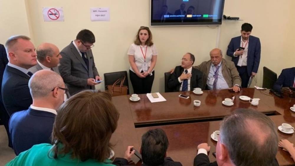 Михаил Саакашвили - Сергей Гаврилов - Как по нотам: Сторонники Саакашвили воспользовались ошибками властей Грузии - wvw.daily-inform.ru - Россия - Грузия
