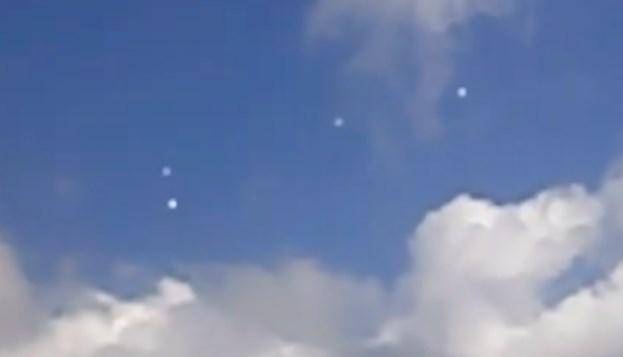 Скотт Уоринг - Уфолог заметил флот НЛО в небе над Россией - actualnews.org - Россия