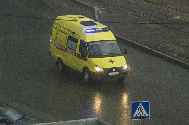 В Москве трое детей пострадали, катаясь на аттракционе - aif.ru