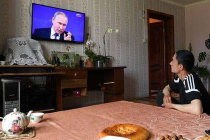 Владимир Путин - Стали известны детали записки, за потерю которой стыдно Путину - nur.kz - Россия - Сыктывкар