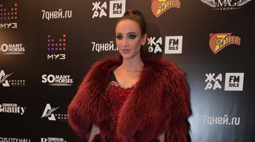 Ольга Бузова - "Беременна": счастливая Бузова порезвилась на природе - utro.ru