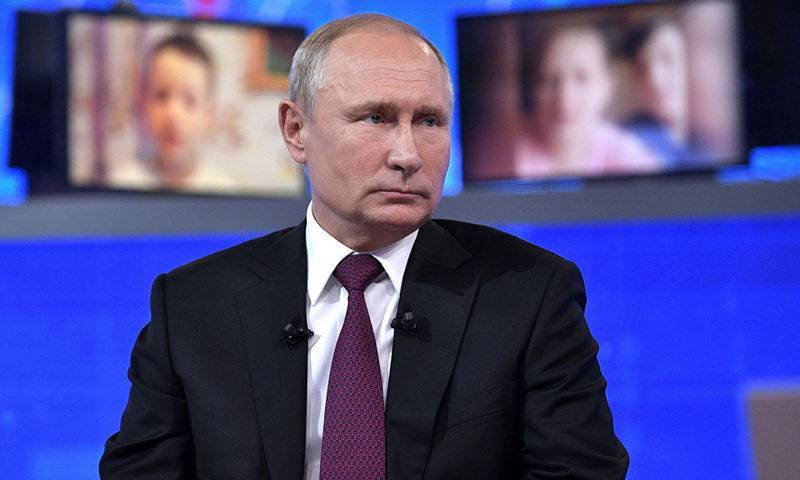 Владимир Путин - Стало известно о содержании записки, за потерю которой Путину стыдно до сих пор - bloknot.ru - Россия - Сыктывкар
