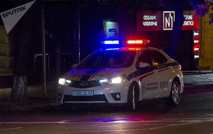 Наезд на пешеходов в Ереване: четверо молодых граждан попали в больницу - ru.armeniasputnik.am - Франция - Ереван